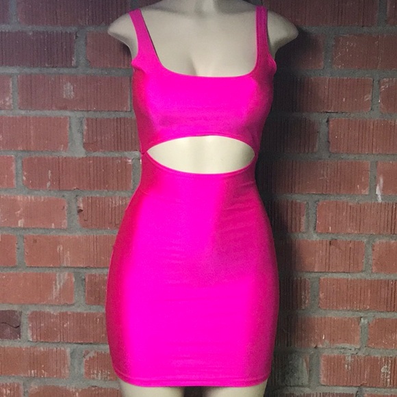 Famous Kim K Hot Pink Spandex Dress BACK IN STOCK - Picture 5 of 7